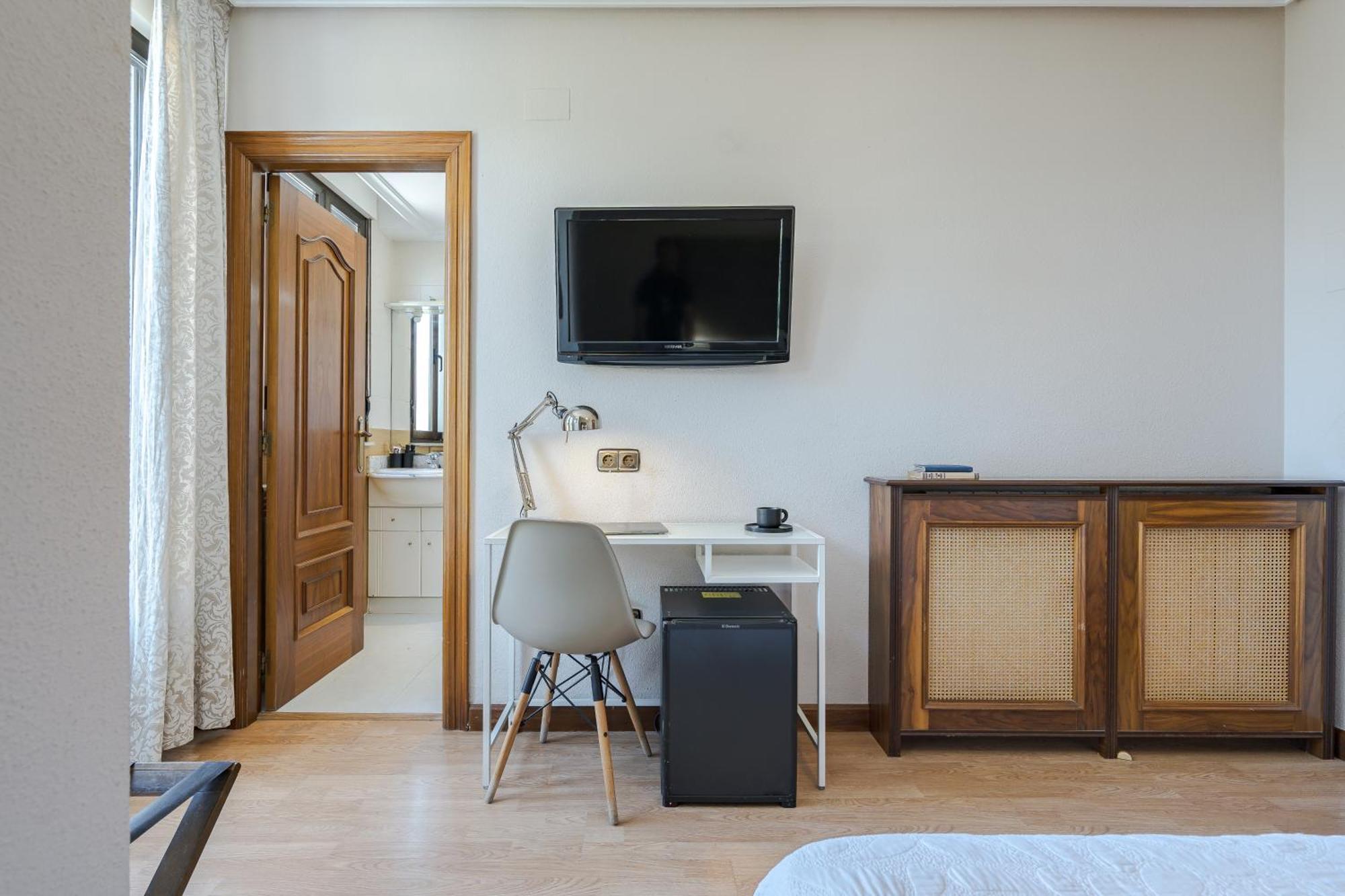 Eurowest Hotel 3*